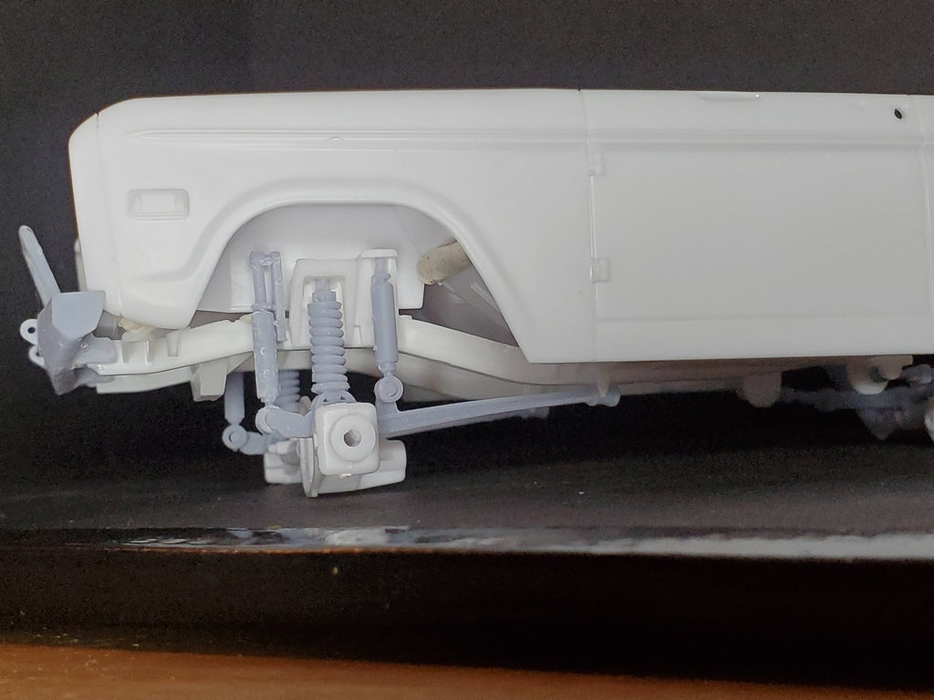 Revell Ford Bronco Upgrade Kit - image 3