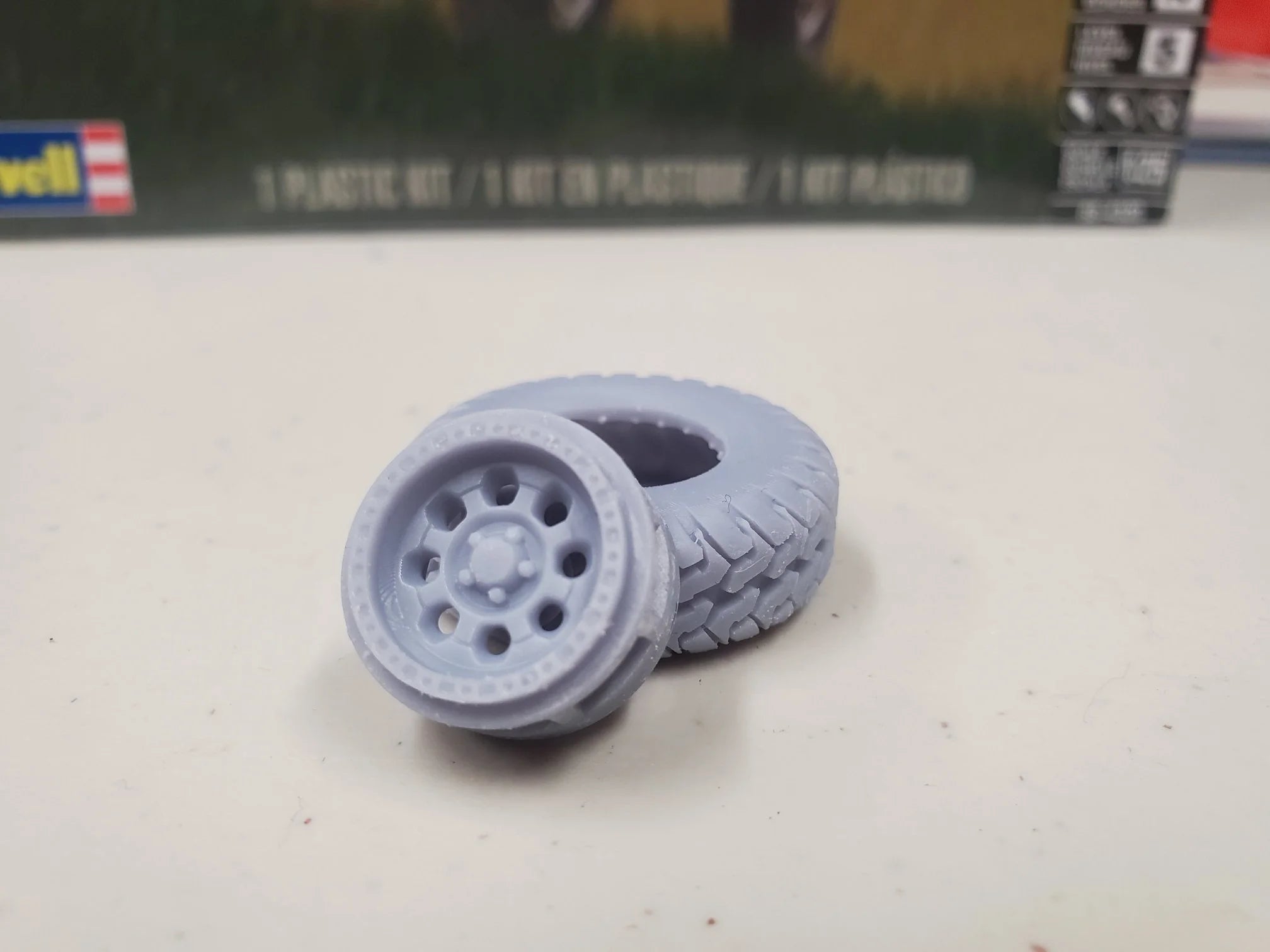 Revell Ford Bronco Upgrade Kit - image 4