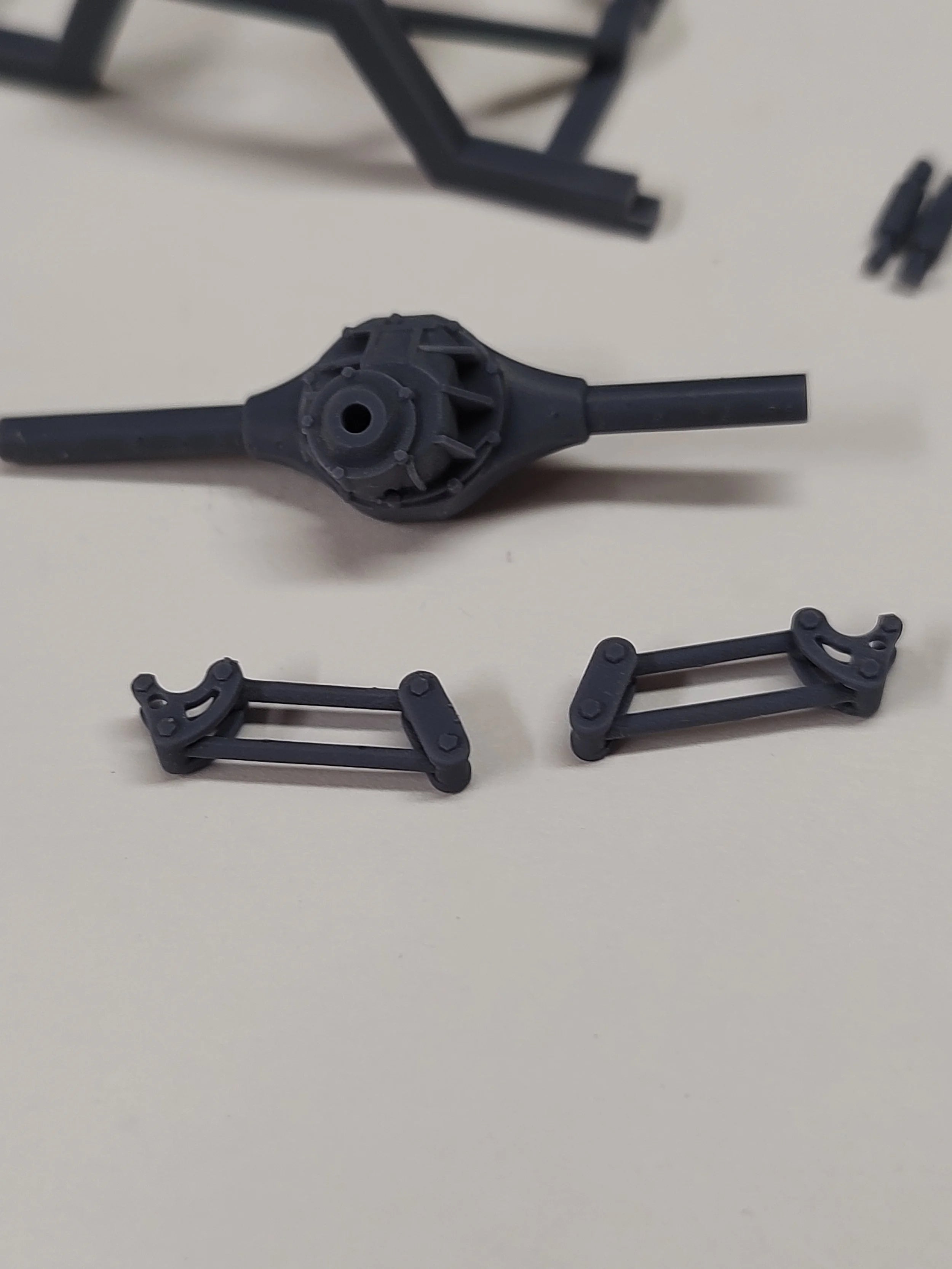 4 Link Rear Frame Section with Ford 9 Inch - image 6