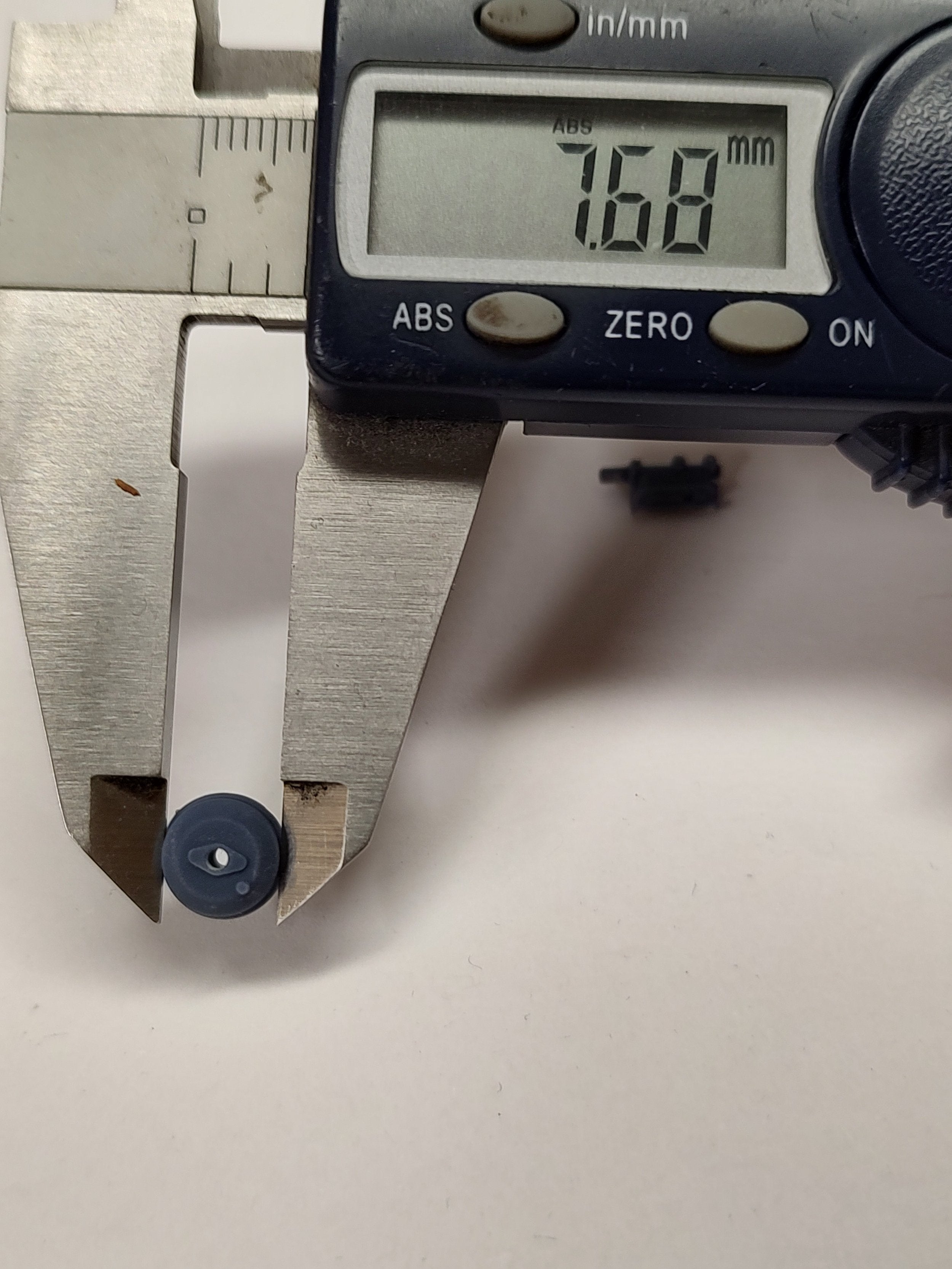 Ford Brake Booster w Master Cyl - image 5