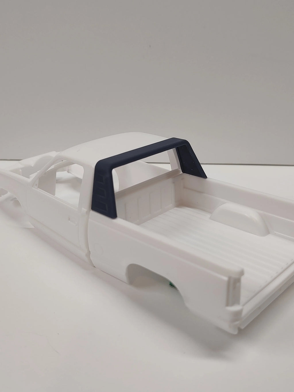 Lund Style Bed Visor "Racerback" - image 5