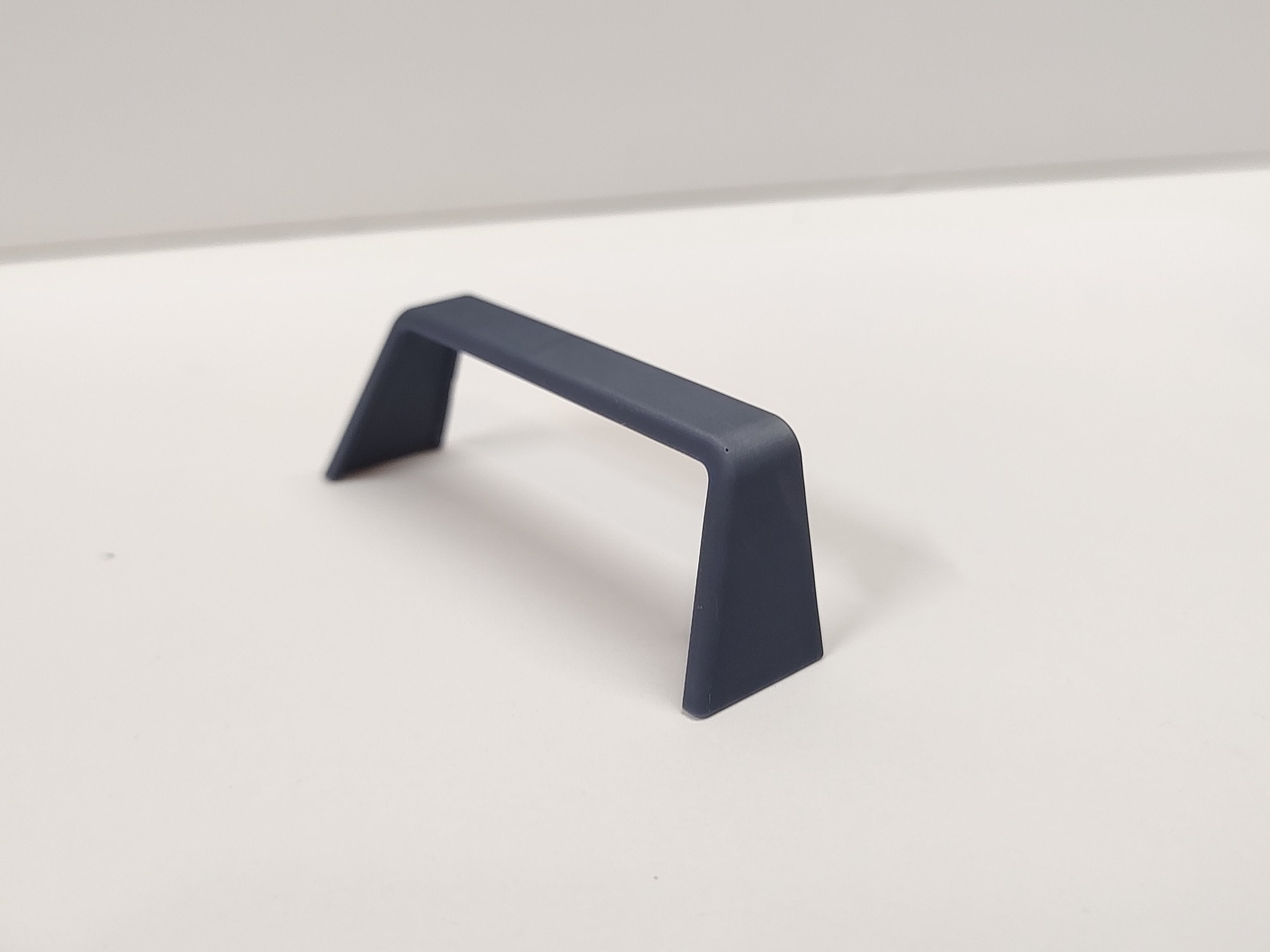 Lund Style Bed Visor "Racerback" - image 8