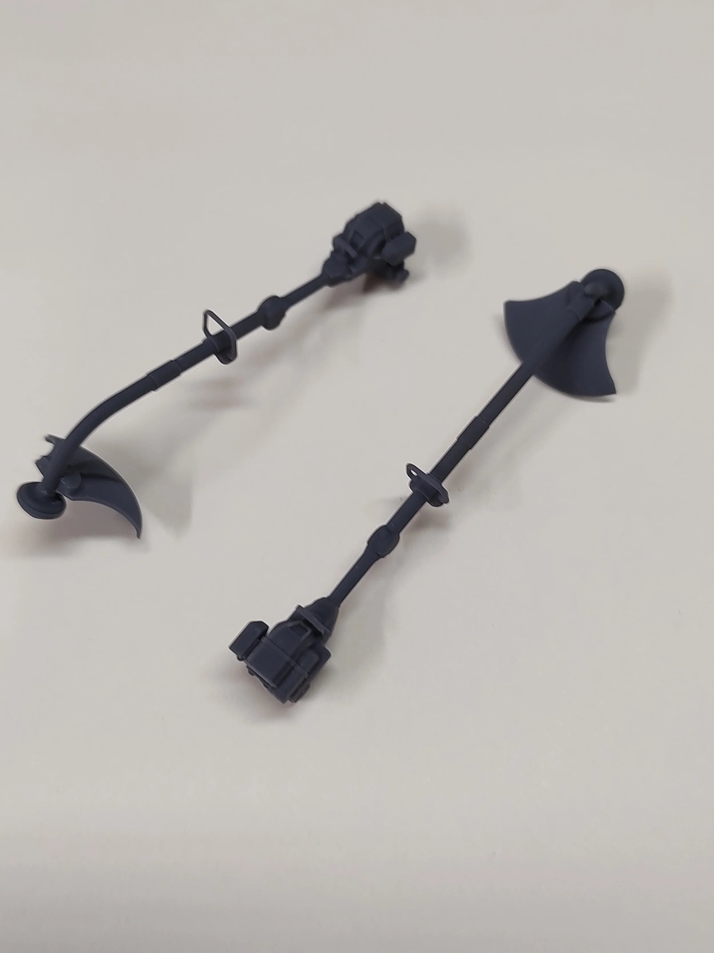 String Trimmers - 1/25 Scale Diorama, Garage and Tools