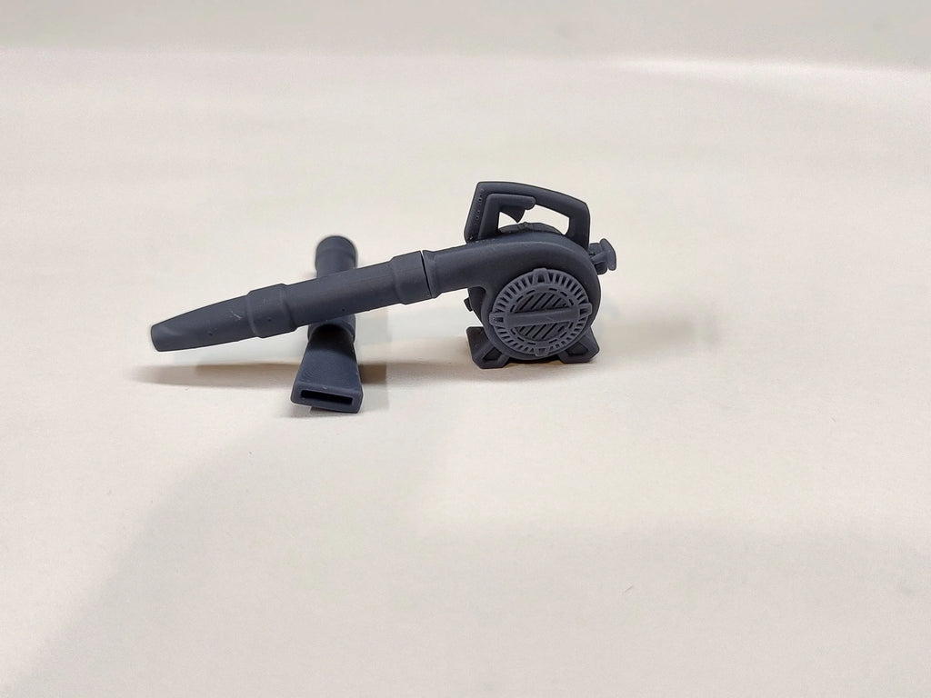 Leaf Blower - 1/25 Scale Diorama, Garage and Tools