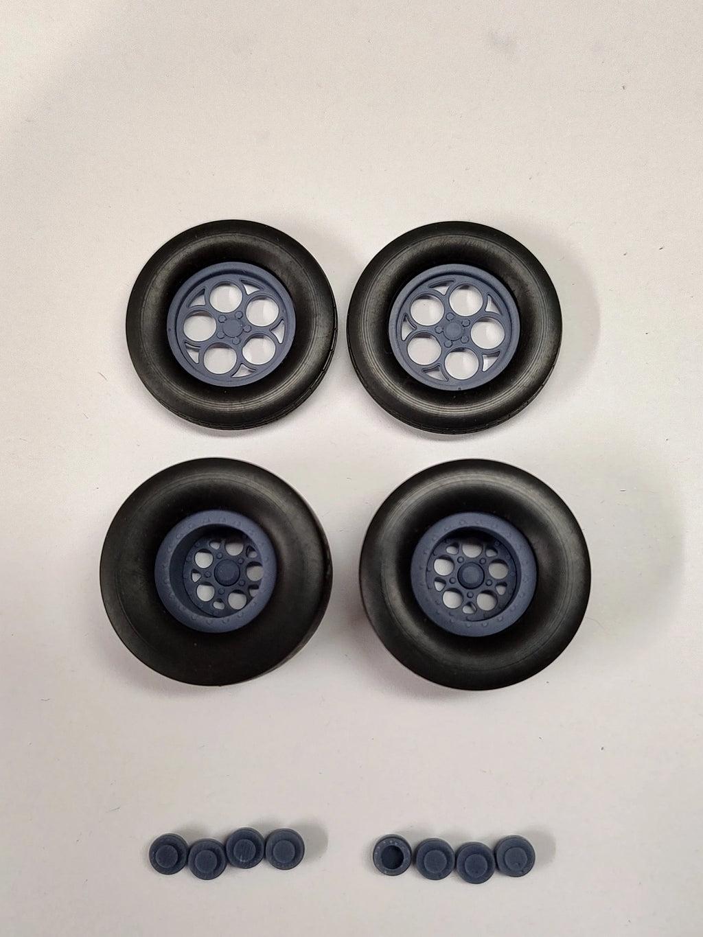 DOT Drag Radials with Weld Magnum Wheels - 1/25 Scale Drag Racing Parts