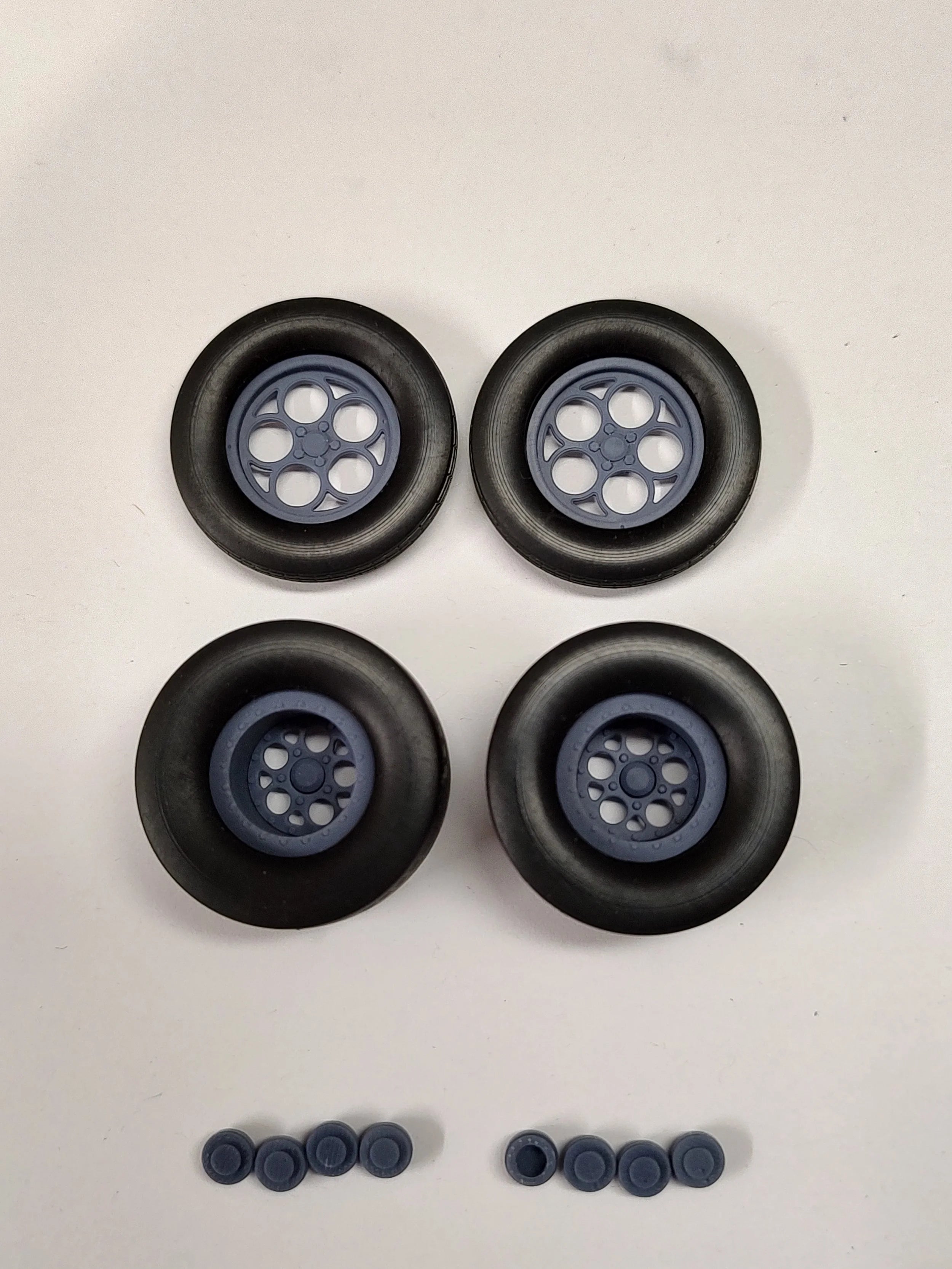 DOT Drag Radials with Weld Magnum Wheels - 1/25 Scale Drag Racing Parts