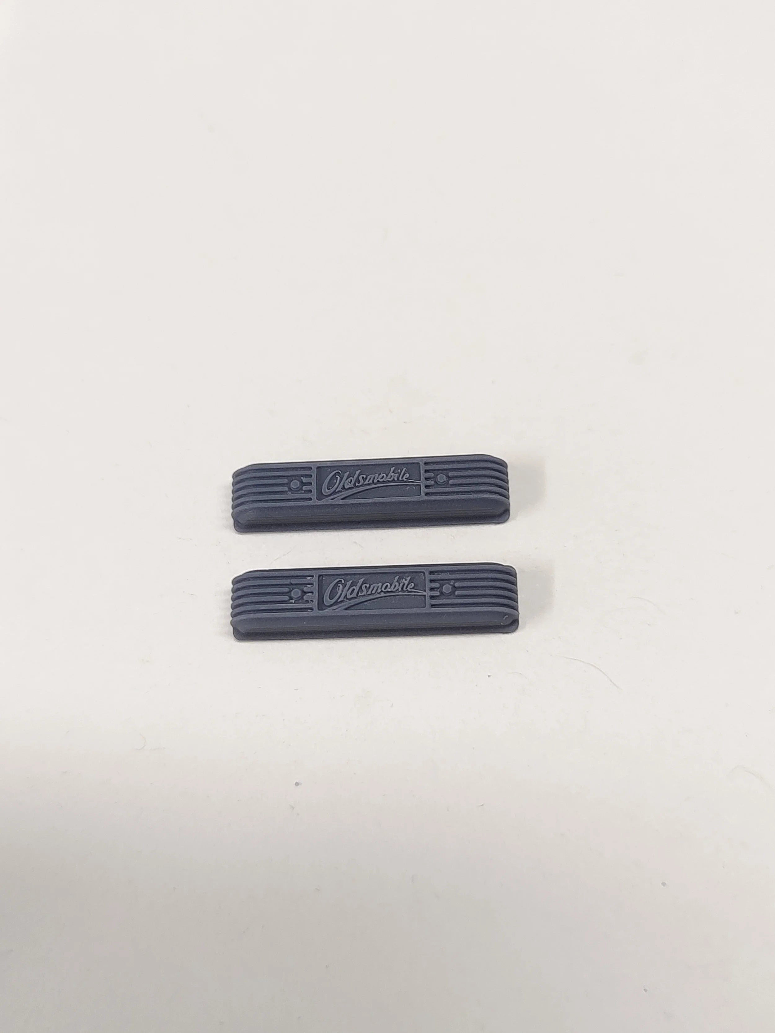 Finned Oldsmobile Valve Covers - Engine Dress Up Parts