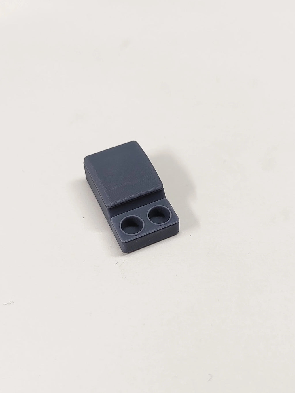 Center Console with Cupholders - image 2