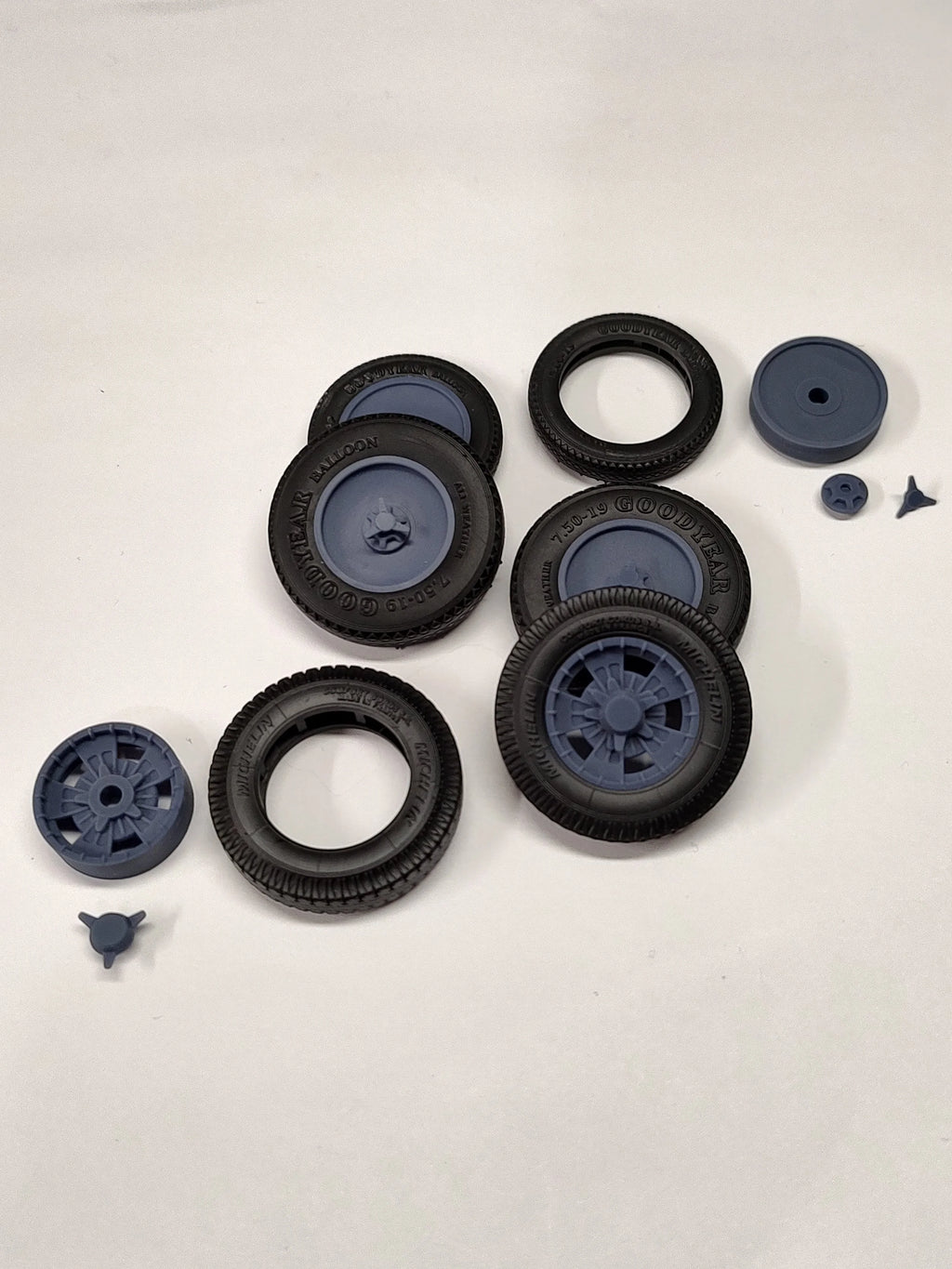 Vintage Hot Rod  Wheels and Tires - 1/25 Scale Wheels and Tires