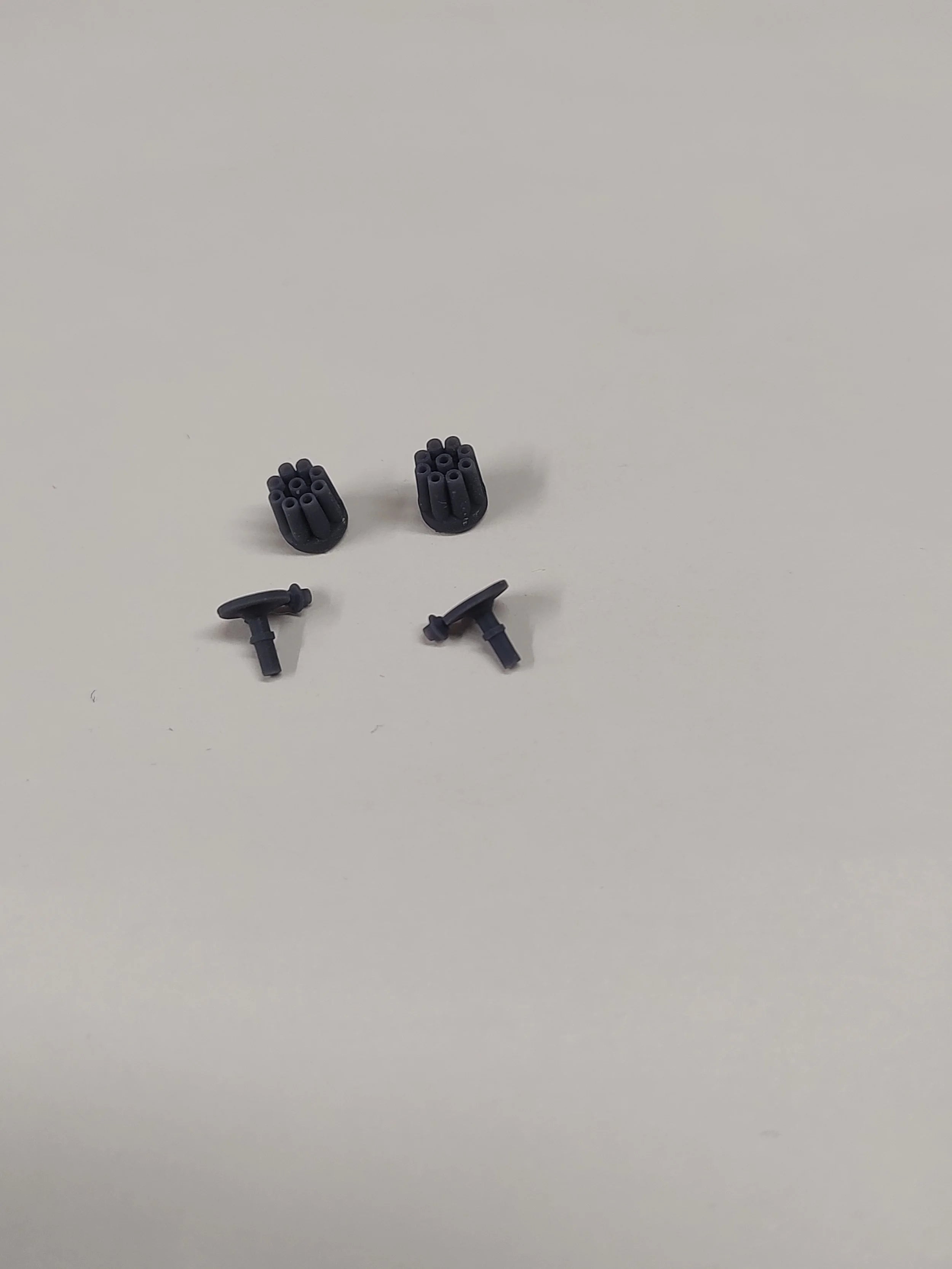 Two Piece EZ Wire V8 Distributors - 1/25 Scale Engine Parts